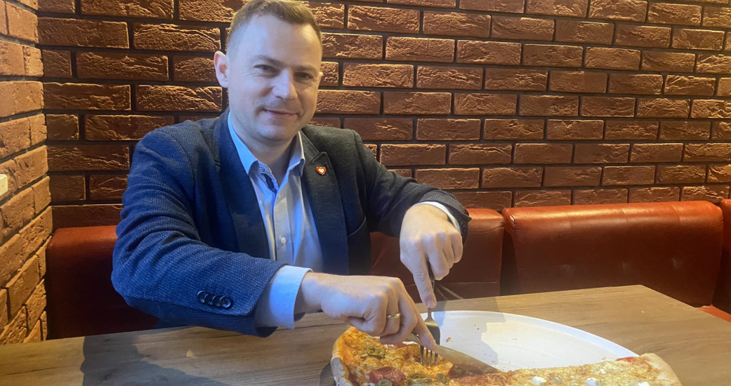 Dzień Pizzy w Szczytnie: Salami Pikantne vs Ser
