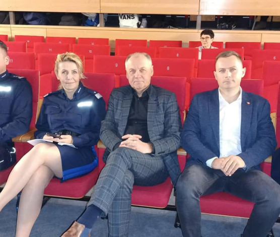 Refleksje z Debaty 'Bądź bezpieczny w internecie - nie daj się oszukać